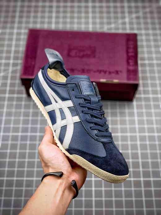 asics onitsuka black,asics e onitsuka