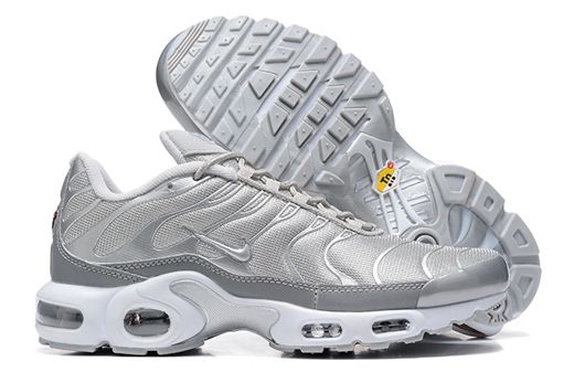 chaussure nike air max enfant taille 37 tn