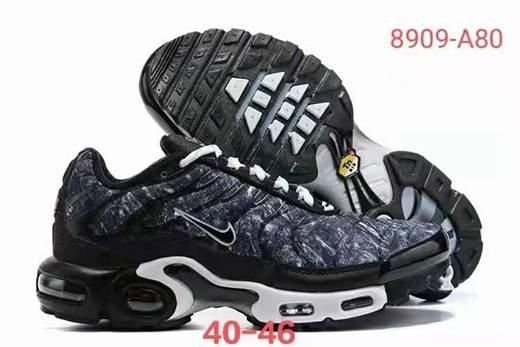 chaussure noire enfant nike tn 32 33