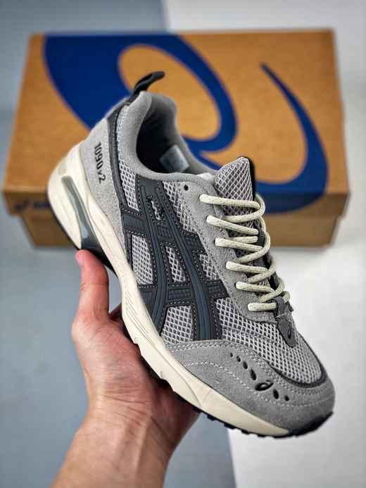 chaussures asics noir,basket asics onitsuka tiger