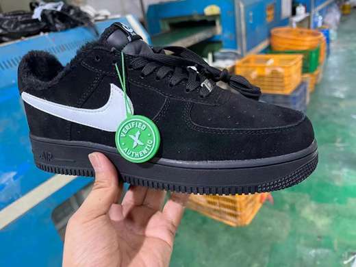 how much is louis vuitton x nike air force 1,x nike air force 1 low